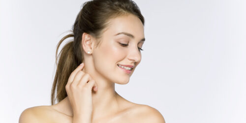 5 Painless Ways To Tighten Your Neck Skin