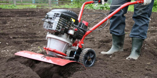 5 factors to consider before buying a garden tiller