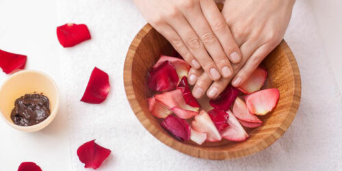 5 natural ways to keep your nails healthy