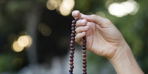 3 types of prayer beads that are available online
