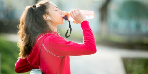 Here&#8217;s why should you choose commercial electrolyte beverages carefully