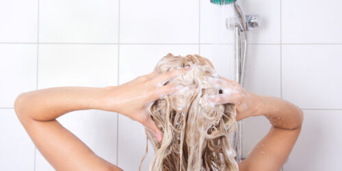 Keep Your Hair Soft and Shiny With a Moisturizing Shampoo