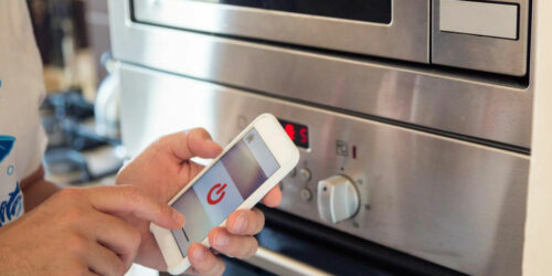 Smart cooking appliances for convenient cooking