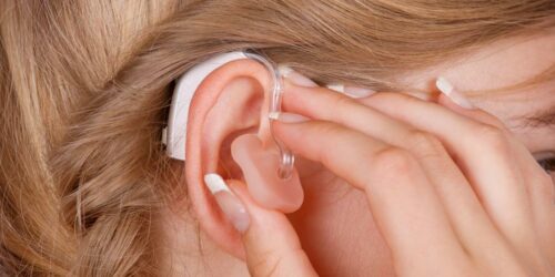 The pros of buying hearing aids online