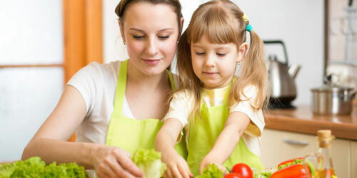 Things to remember while you teach your kids how to cook