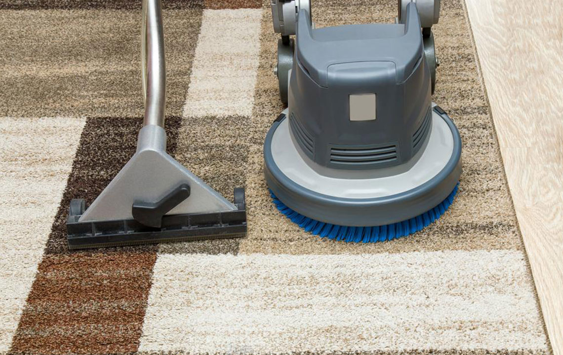 Two different types of carpet cleaning servicesÂ