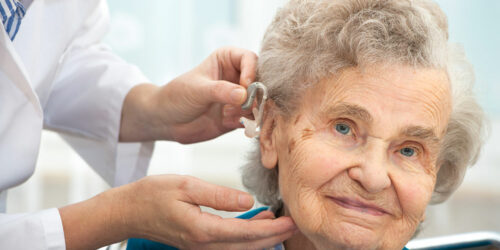 4 factors to consider while shopping for hearing aids