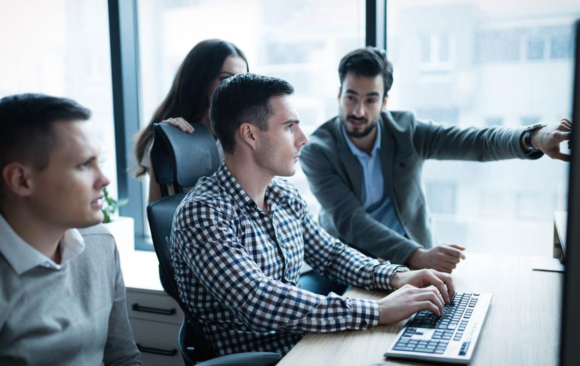 3 popular online software development coursesÂ