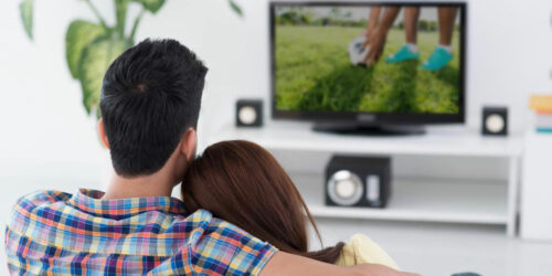 Pros and cons of buying a Samsung curved TV