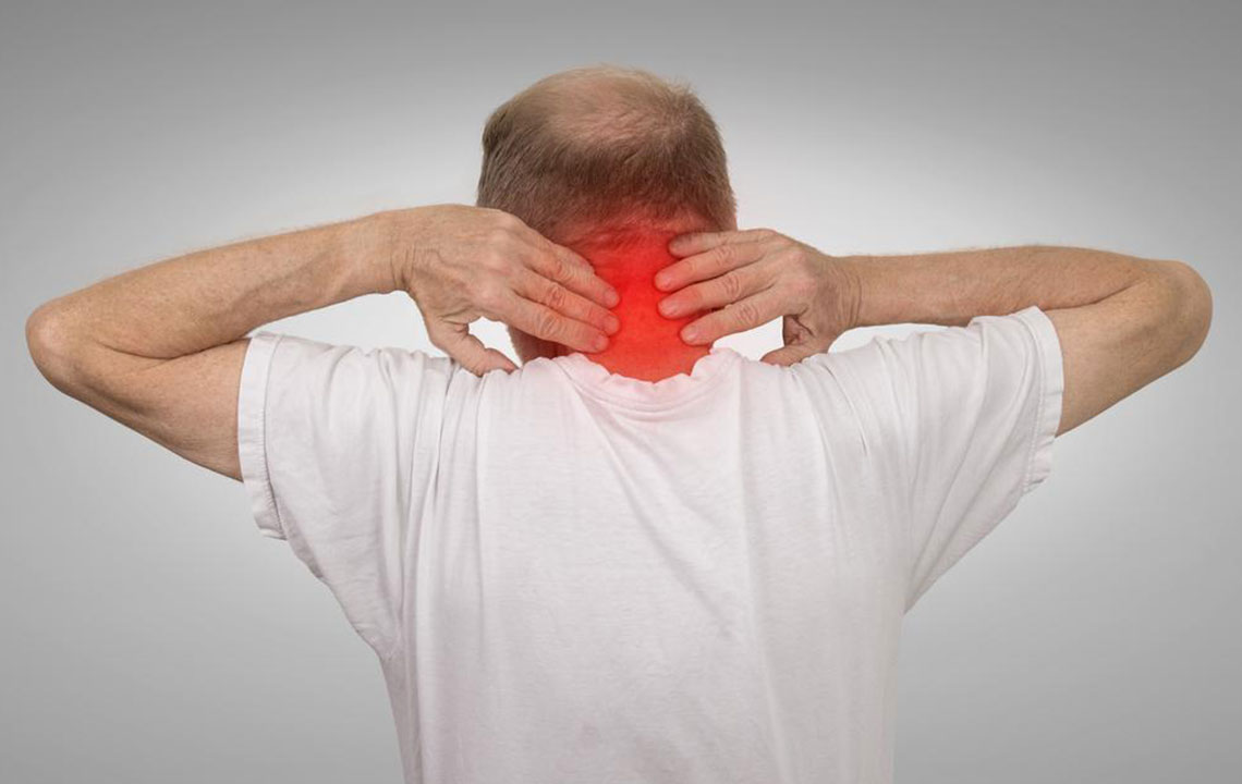 Signs and Symptoms of Spinal Stenosis and How to Treat It