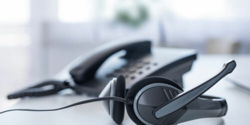 Top landline phone and traditional home phone service providers