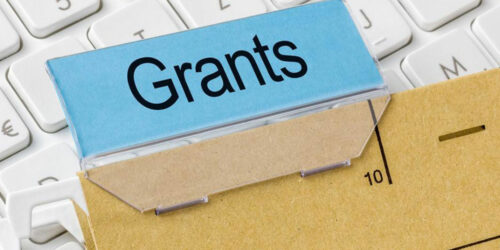 What you need to know about college grants