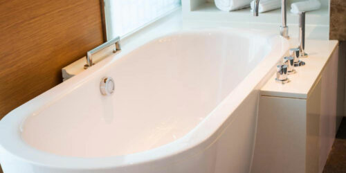 Tips on buying a bathtub