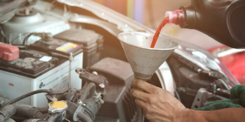 A Beginner&#8217;s Guide to Checking Transmission Fluids