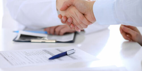 Eyelid Dermatitis – Signs, Remedies, and Management