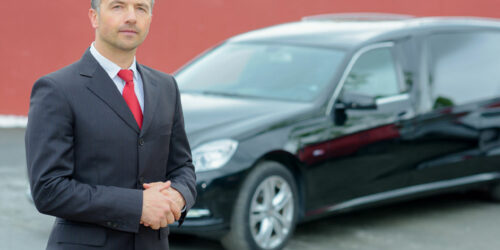 Popular Limousine Services and Tips to Choose the Best One