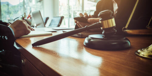 Airplane Accident Lawyers – Cost, Tips to Choose, and Popular Options