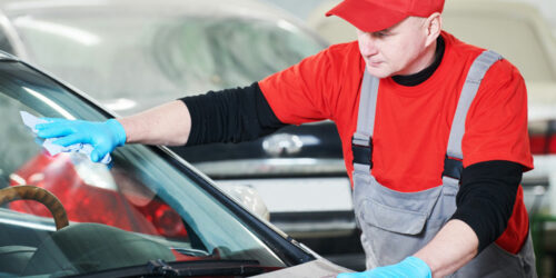Things to Consider When Choosing Auto Glass Repair Services